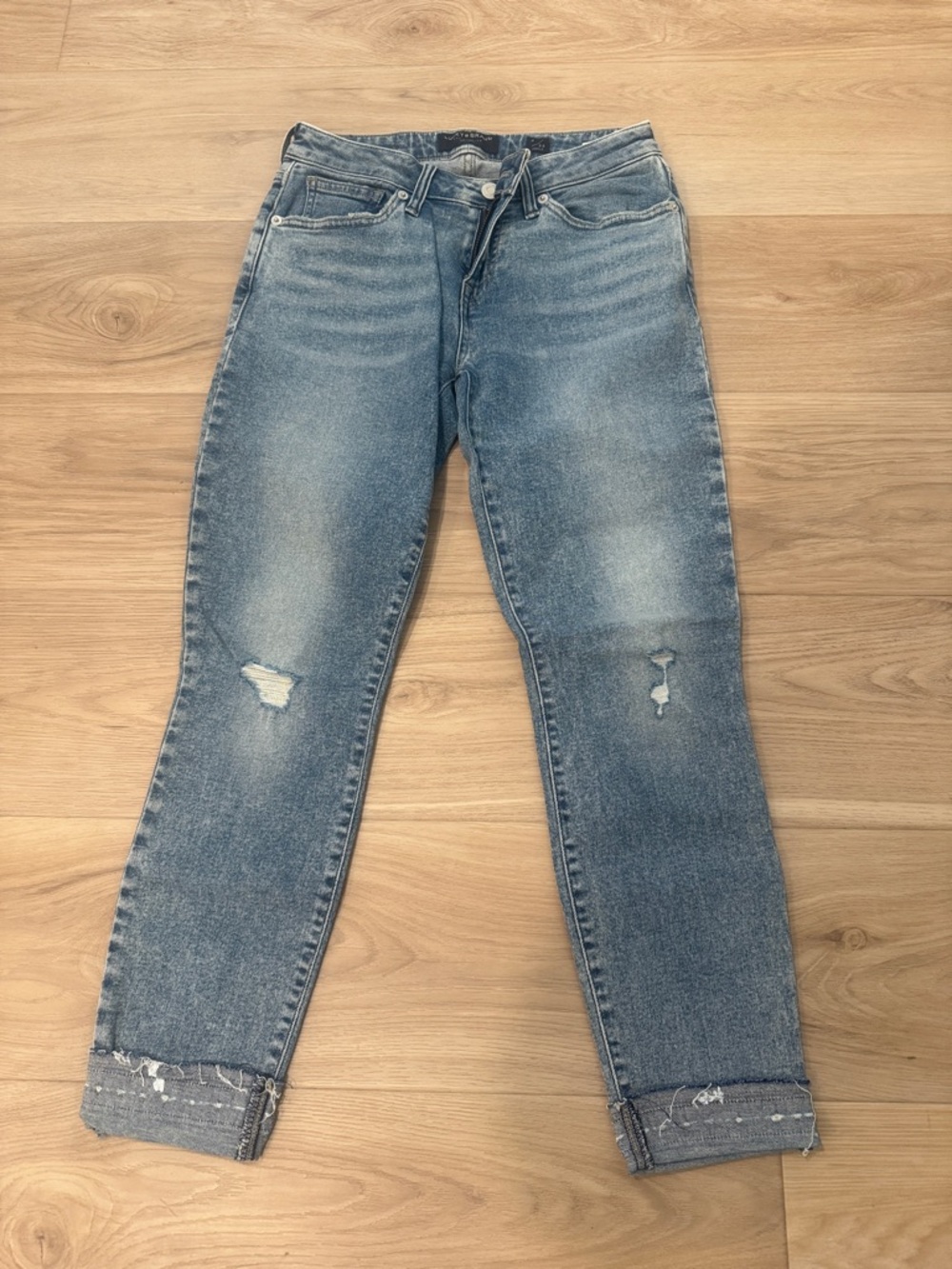 Lucky brand Classic Light Blue Women's Distressed Jeans 26S
